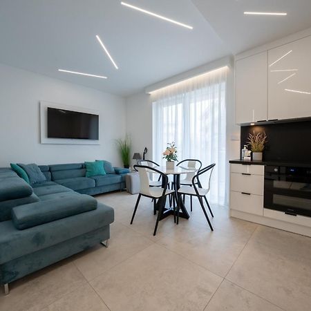 Apartament Z Tarasem Morska 8 Rewal 50M Do Morza Apartment Ngoại thất bức ảnh